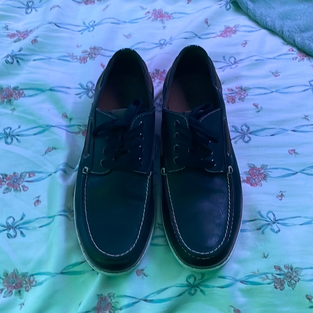 Boat/dress shoes